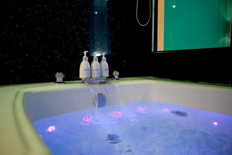 Sea Cono Boutique Hotel Phuket Luaran gambar